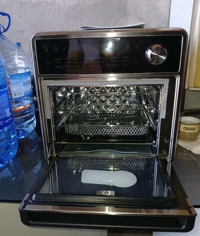 foto de Forno Fryer Dako Inox 2 Em 1 Com Painel Digital 15 Litros 24 Funções e 1600W 220V