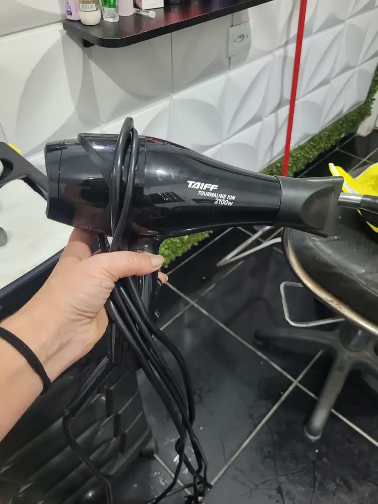 foto de Secador Cabelos Taiff Tourmaline Cerâmica Preto 2000w