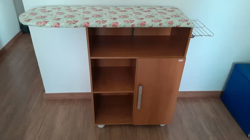 foto de Tábua De Passar Roupa Reforçada Ideal Para Seu Lar