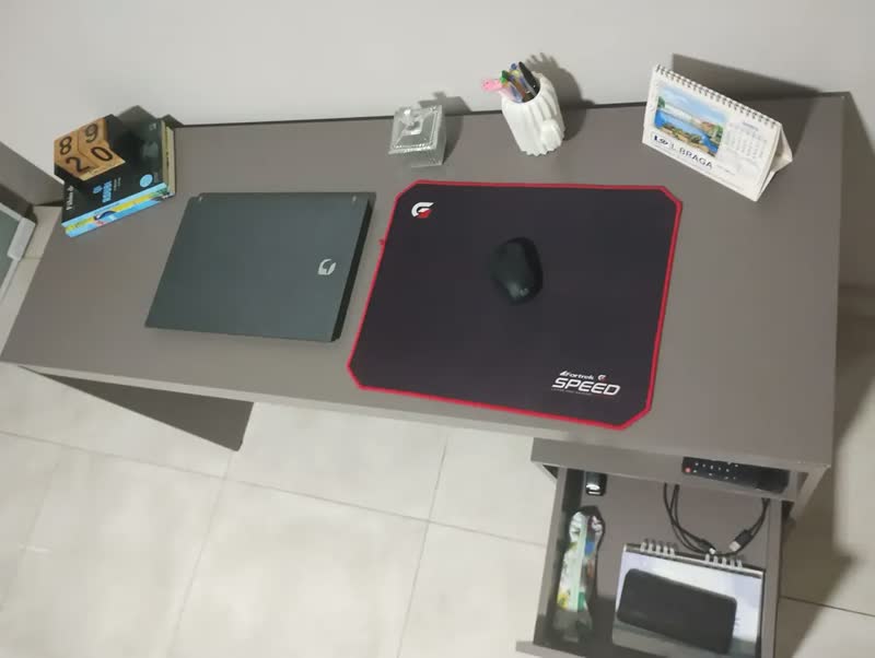 foto de Mesa De Escritório 2 Gavetas Funzionale Belmax
