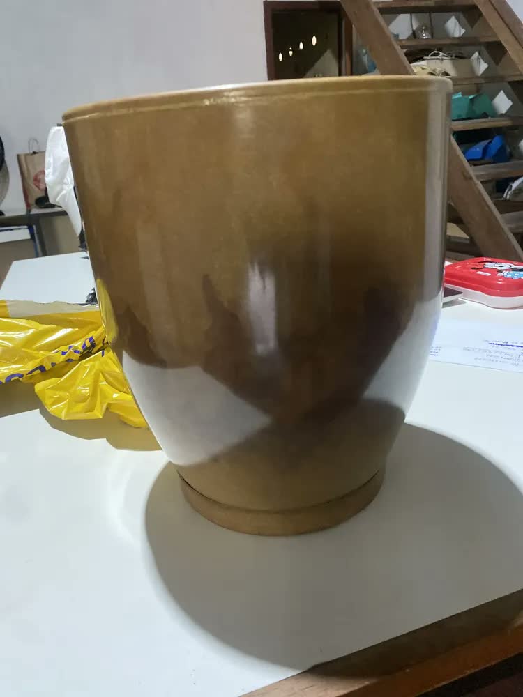 foto de Vaso Redondo Polietileno Planta Cone Bojo Marmorizado Jardim