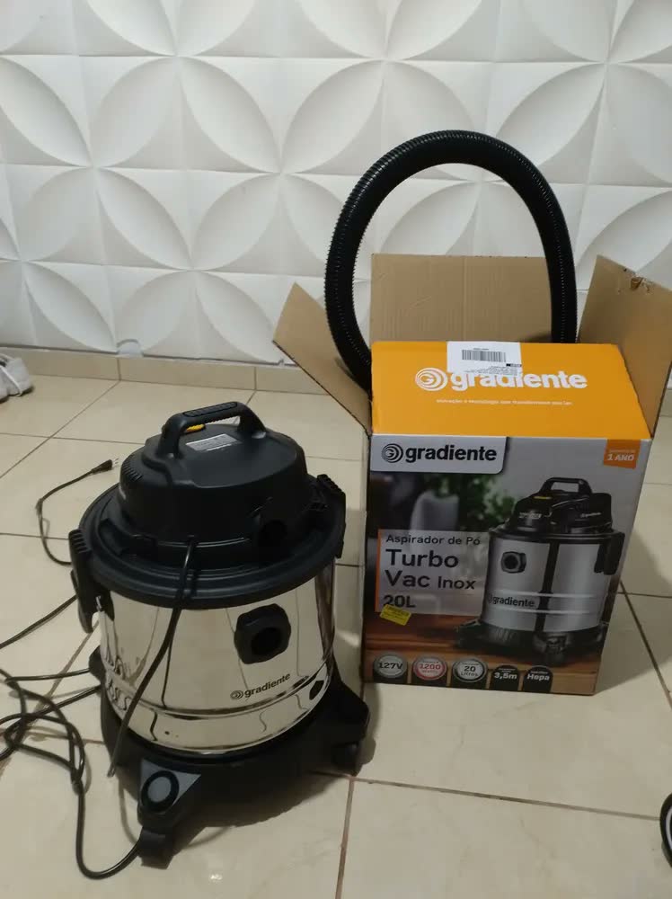 foto de Aspirador Pó Água Gradiente PGAC200 Inox 20L 1200W com Soprador