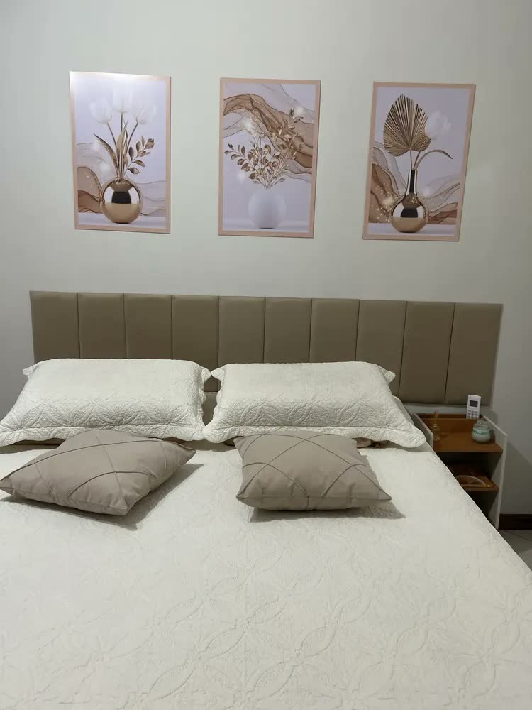 foto de Quadros Decorativos Luxuoso Flores Brancas Douradas 122x60