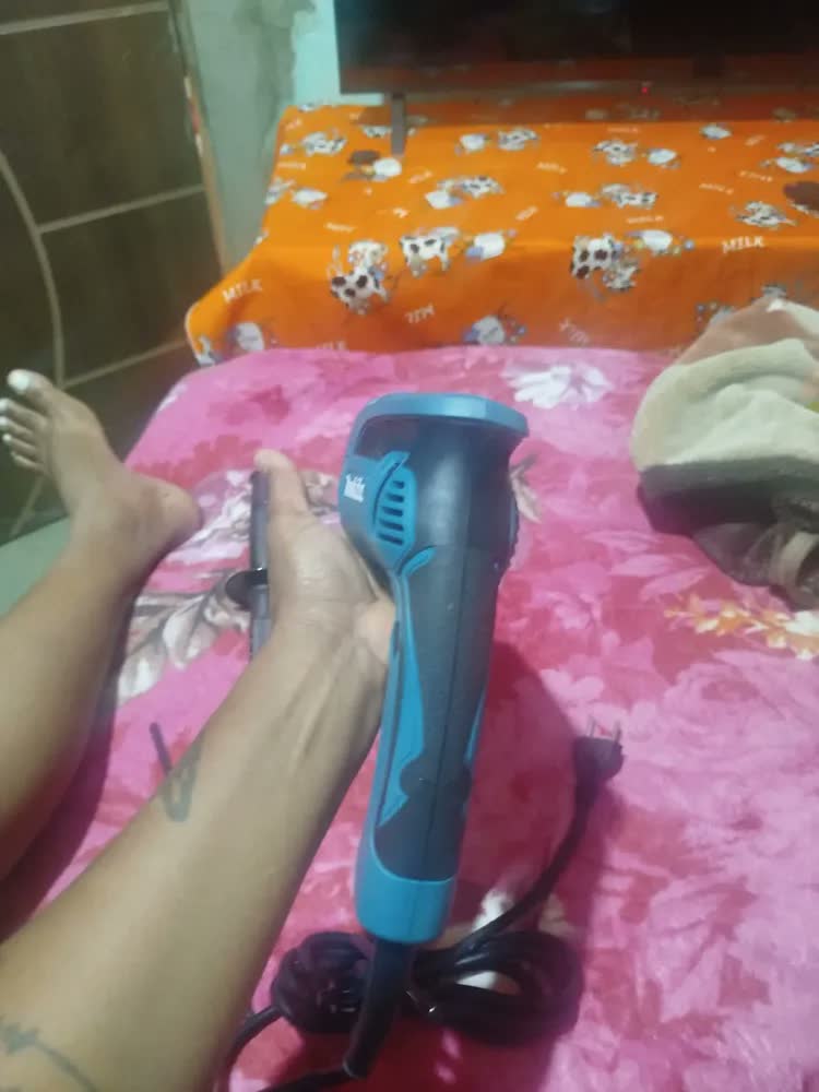 foto de Furadeira De Impacto 13mm Makita Hp1640 760w Profissional Cor Azul-petróleo Frequência 60hz