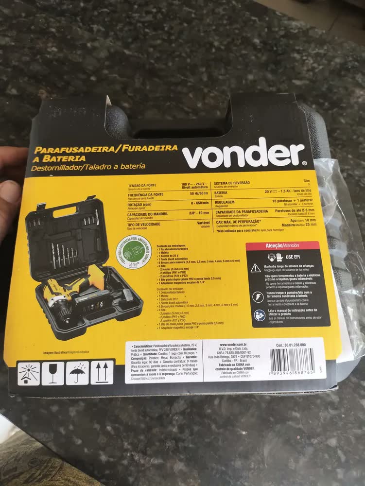 foto de Parafusadeira E Furadeira A Bateria Pfv 238 Completa Com Maleta De Transporte E Acessórios - Vonder
