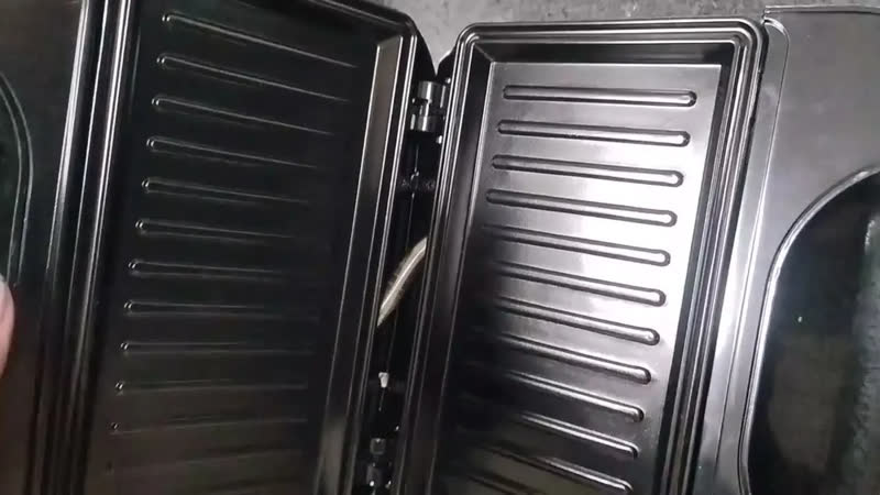 foto de Sanduicheira Eletrica Misteira Grill Electrolux 750w Inox