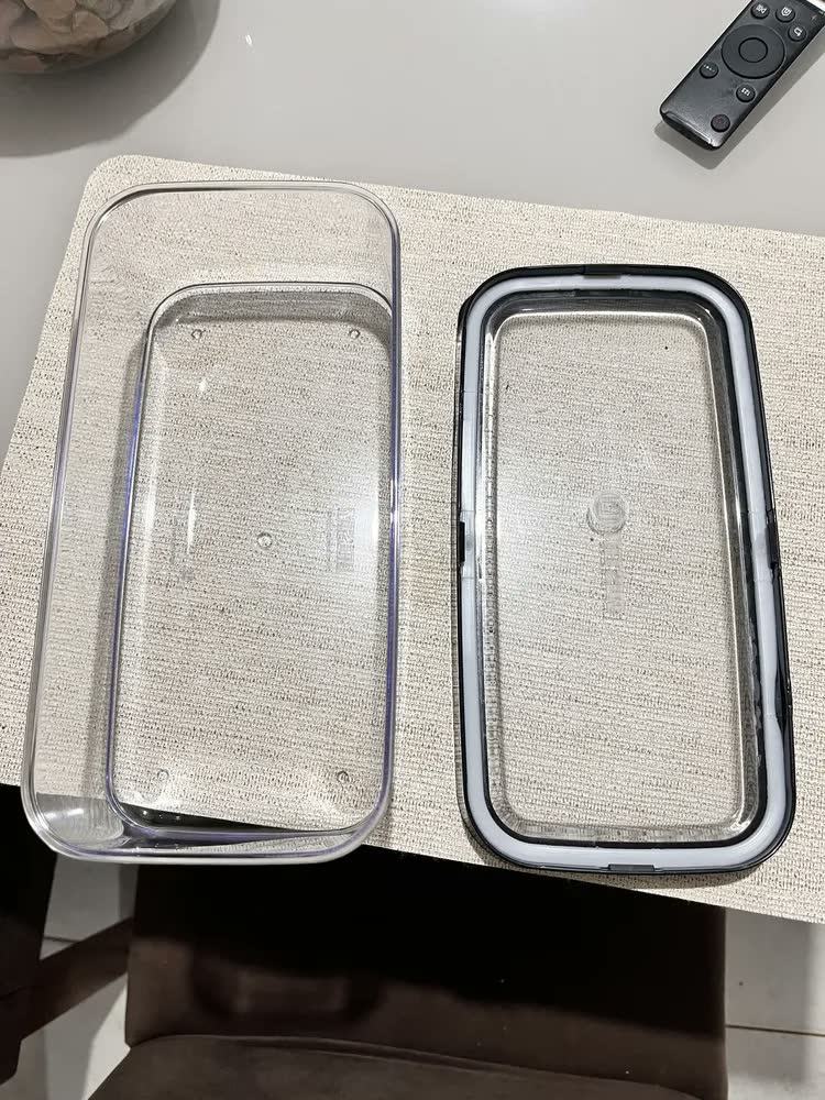 foto de Pote Hermético Retangular 1,5l P/ Bolos E Pães Helsim 25x13