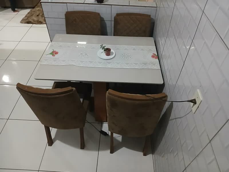 foto de Mesa De Jantar 120x80 Tampo Em Mdf Com Vidro Para Sala E Cozinha Idea Para 4 Cadeiras