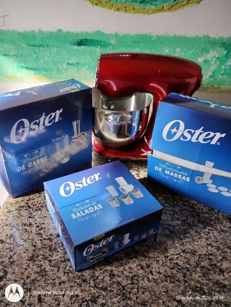 foto de Kit Completo Batedeira Planetária Digital E Acessórios Oster