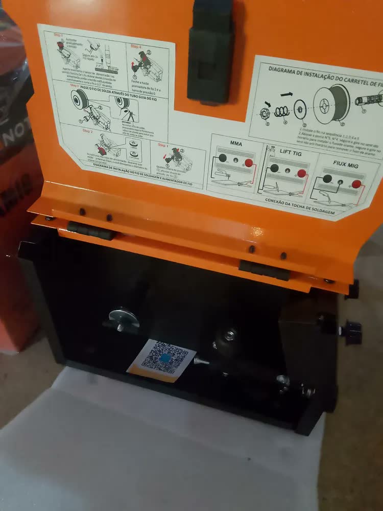 foto de Máquina De Solda Inversora Mig Sem Gás 3 Em 1 Tig Lift Eletrodo C/ Máscara Sinérgico Rápido Solda Automática E Acessórios