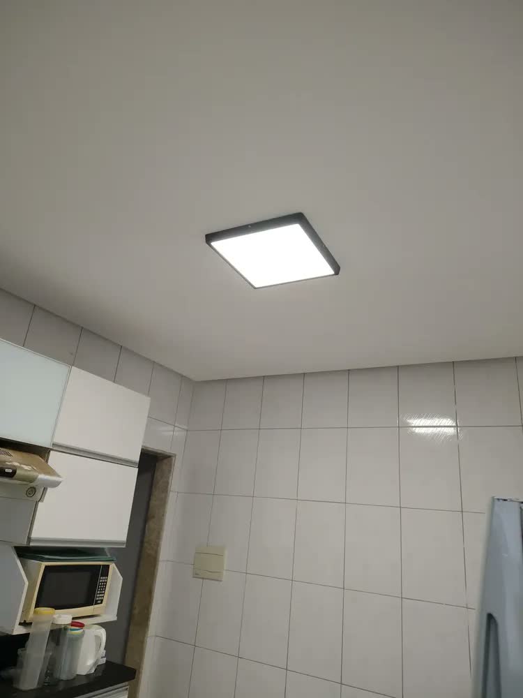 foto de Plafon LED 40W Starbright Sobrepor Teto 40x40 Branco Neutro Preto