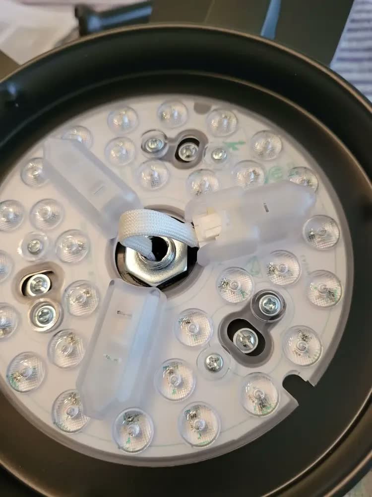 foto de Ventilador de Teto FANSVENTO com Luz LED Controle Remoto 106cm 6 Velocidades