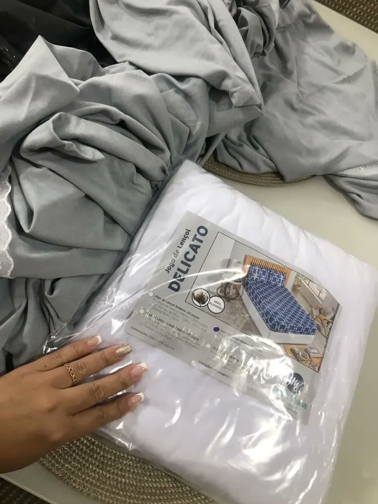 foto de Lençol Queen Liso Com Elástico Malha 100% Algodão Macio
