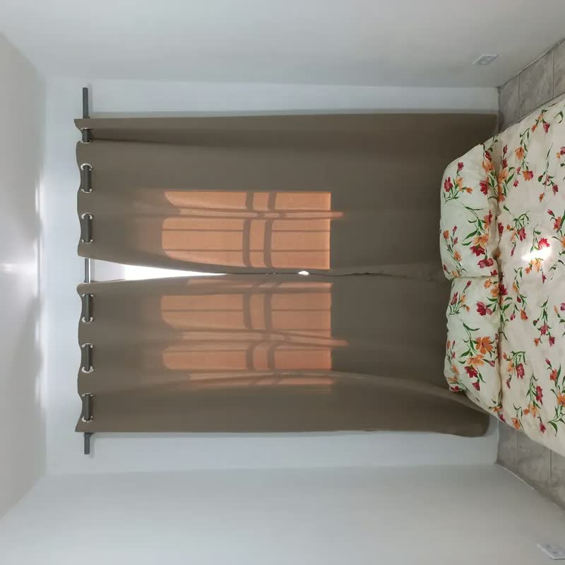 foto de Cortina Blackout Blecaute Em Tecido Grosso 2,80x2,30 Corta Luz Para Quarto E Sala