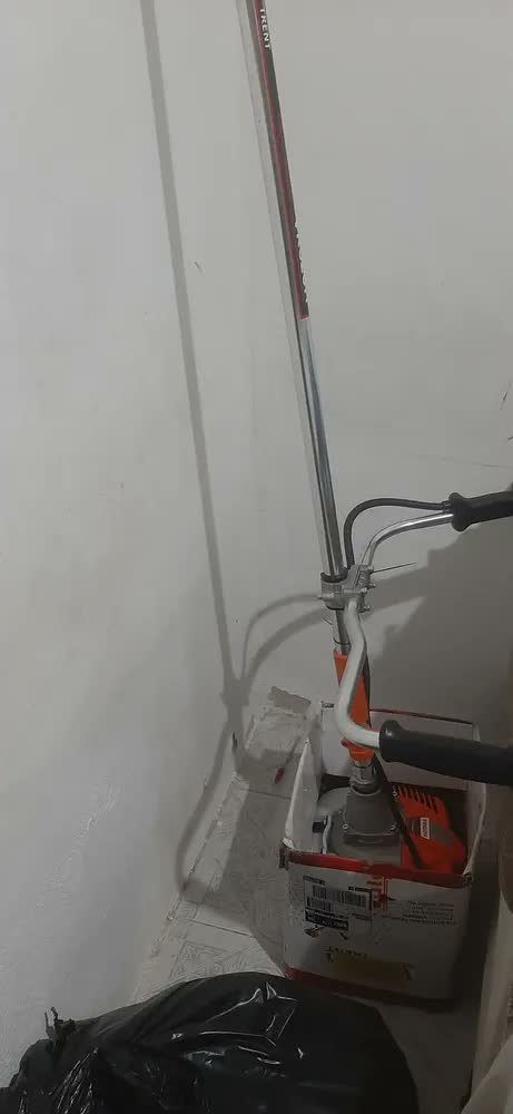 foto de Roçadeira Profissional Vulcan Vr620h À Gasolina 2t 3hp 62cc