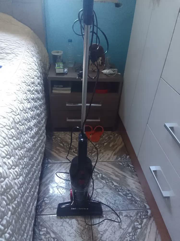 foto de Aspirador De Pó Vassoura Gradiente 2 Em 1 Turbo 1200w