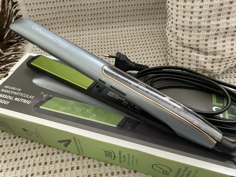 foto de Prancha Profissional Progressiva Shine Be Emotion Bivolt Cor Verde
