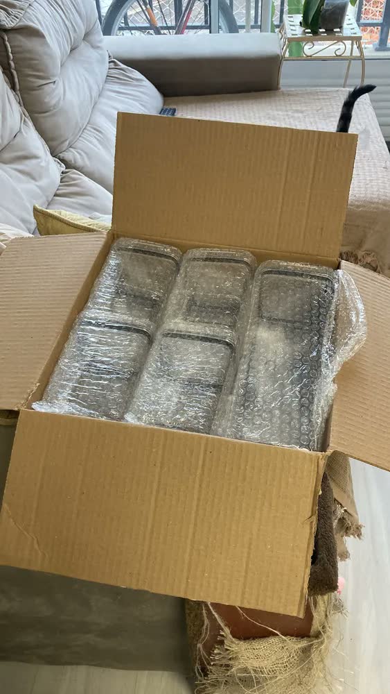 foto de Kit 8 Potes Herméticos Mantimentos Quadrado Cozinha Tampa Vedação Hermética Amobox