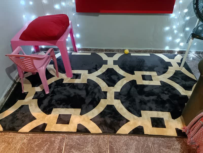 foto de Tapete Carpete Flannel 2x1,50 Veludo Estampas Modernas Preto Circulos