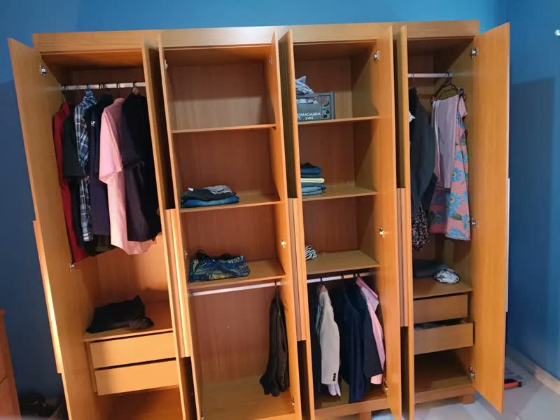 foto de Guarda Roupa Casal Toronto 100% Mdf Moderna Mobília