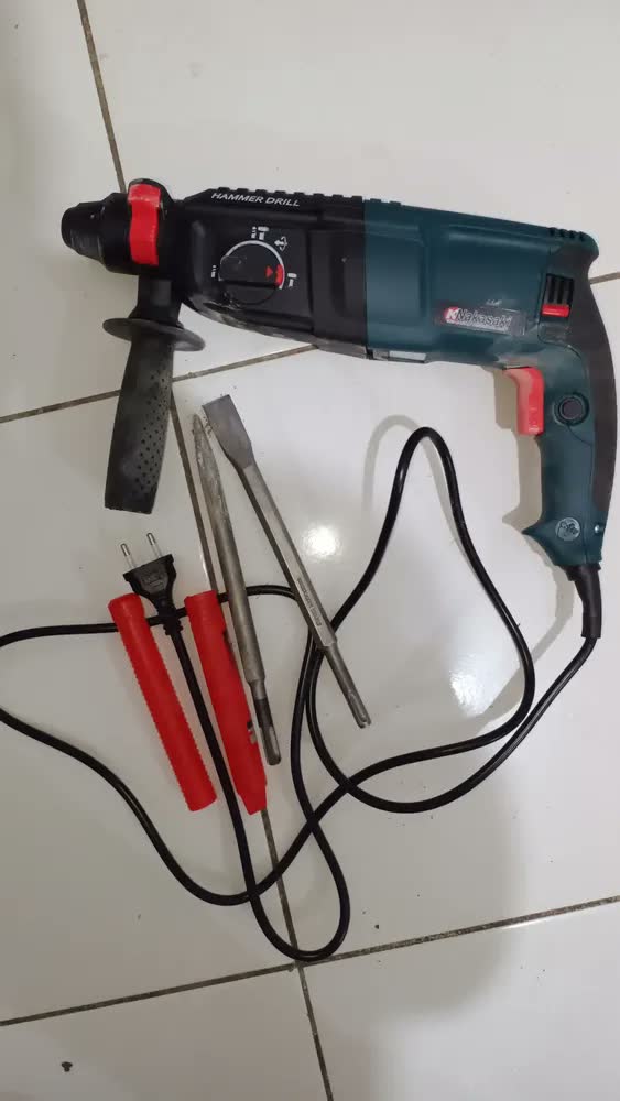foto de Martelete Rotativo Rompedor 5kg 960w Furadeira De Impacto Cor Azul Frequência 50/60hz