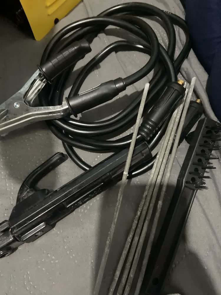 foto de Máquina De Solda Inversora Bivolt 110v/220v Profissional
