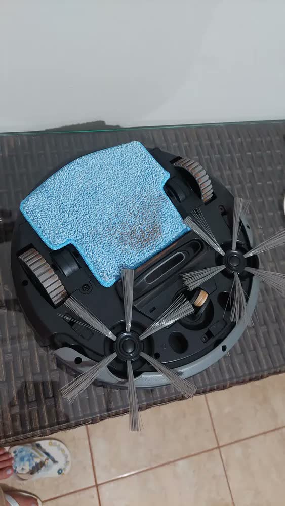 foto de Robô Aspirador Wap Robot W95 - Modelo Cor Cinza-preto