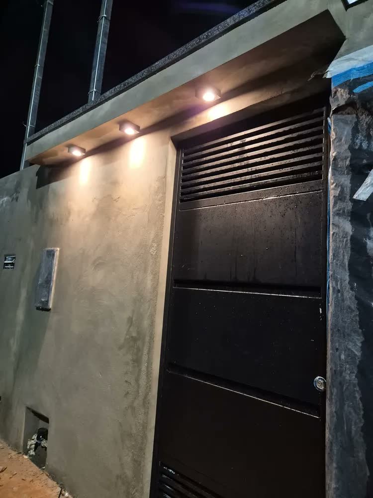 foto de 3x Spot Slim Sobrepor Teto Beiral 5w Preto Externo