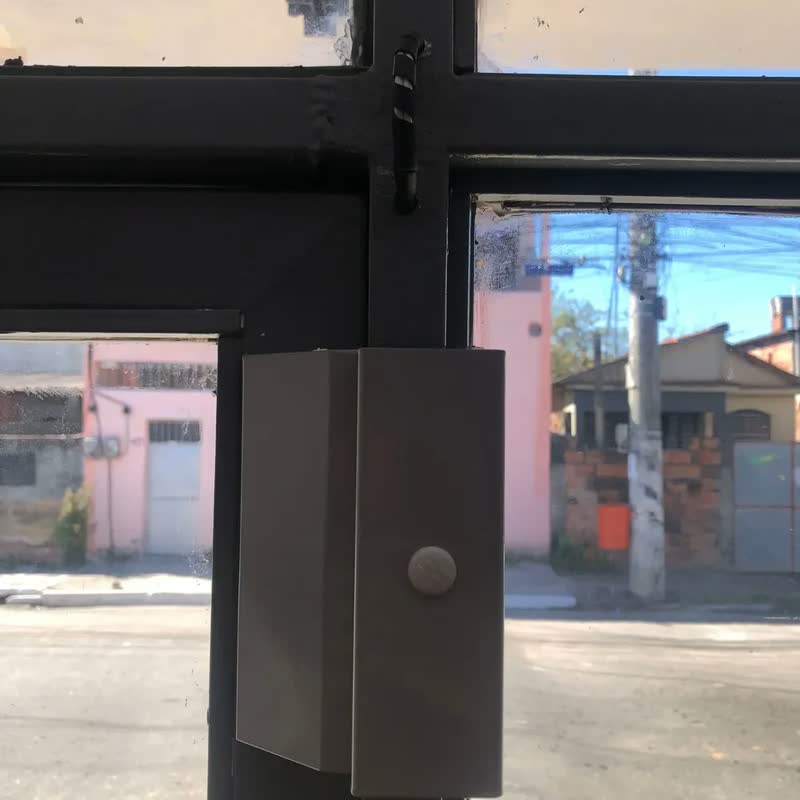 foto de Fechadura Eletroimã Ipec M100 Cinza Aço Antiferrugem