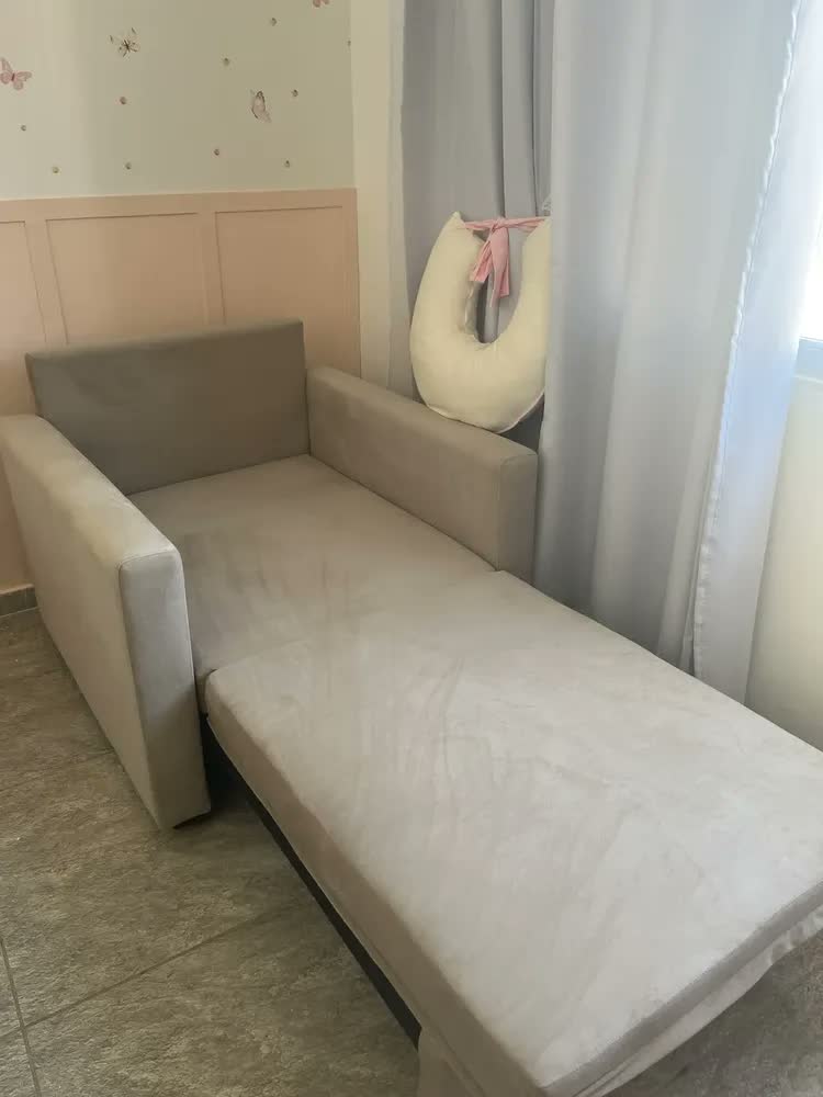 foto de Poltrona Cama Solteiro Assento Dobrável Sleep Combinar Cor Bege