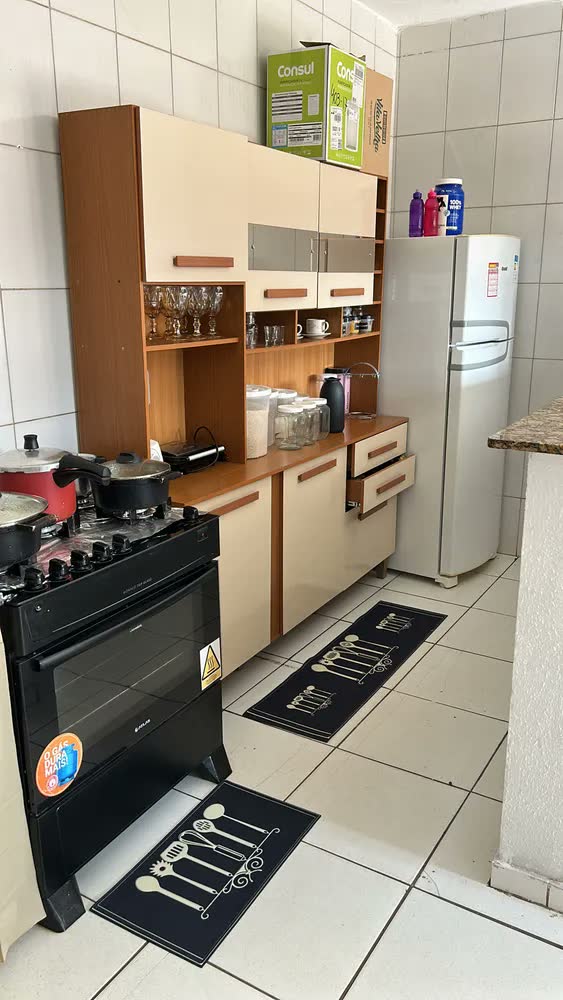 foto de Cortina Pra Pia de Cozinha Blackout Preta 1,38x0,80m Liso - Marianopole