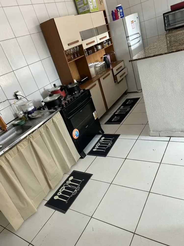 foto de Cortina Pra Pia de Cozinha Blackout Preta 1,38x0,80m Liso - Marianopole