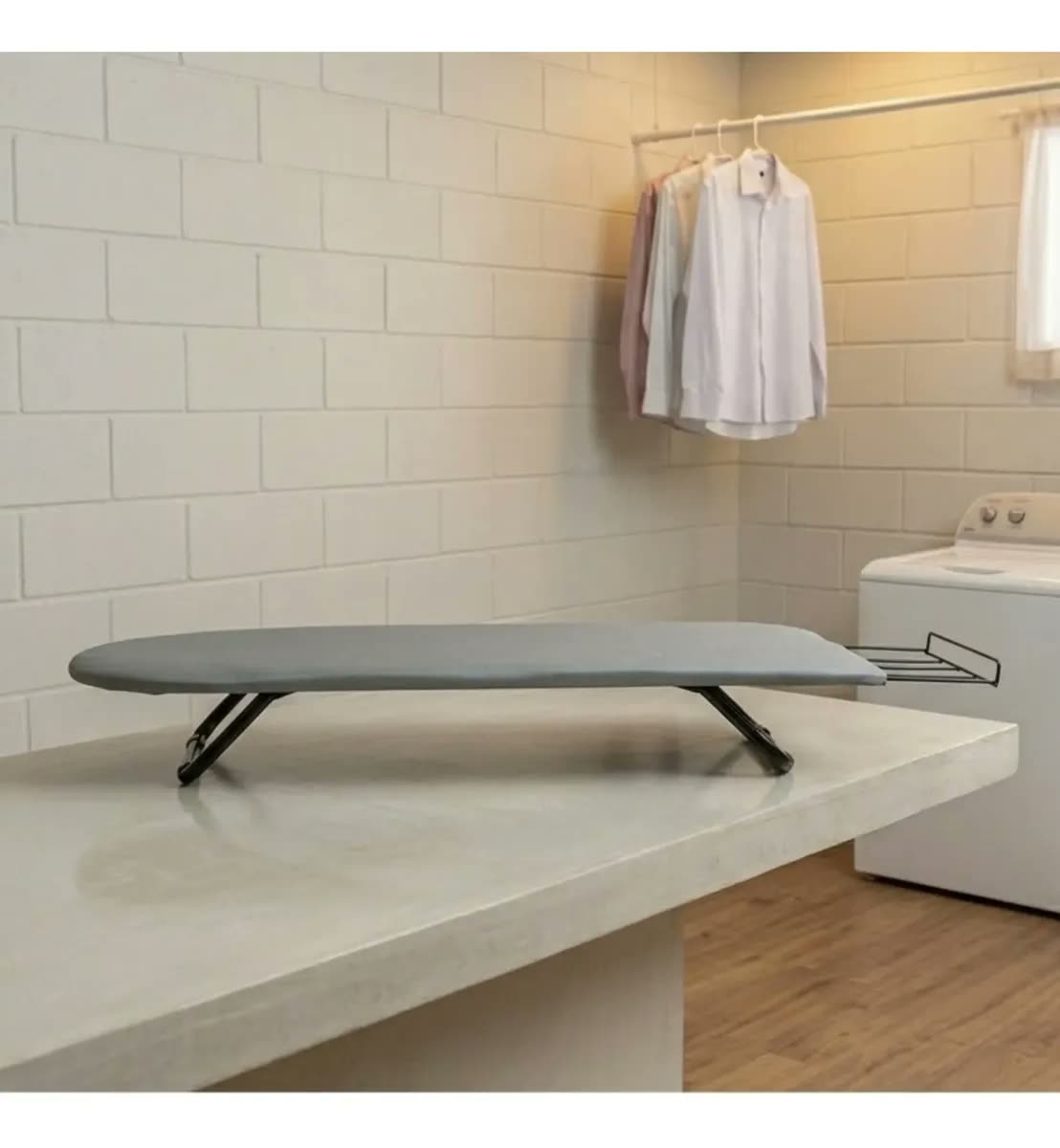 foto de Mesa Taúba De Passar Roupa Compacta Apartamento Resistente