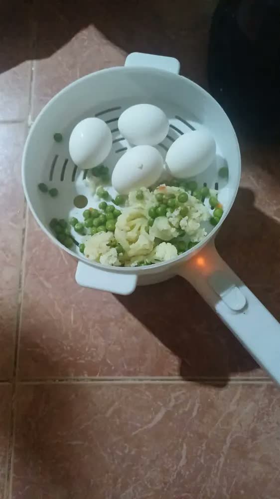 foto de Panela Elétrica Antiaderente 2l Cozimento A Vapor 220v 127v