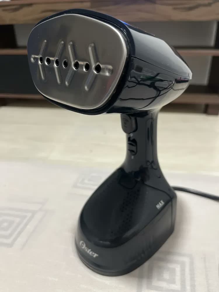 foto de Vaporizador Portátil Power Oster Preto 220V 1270W GCSTES-101-057