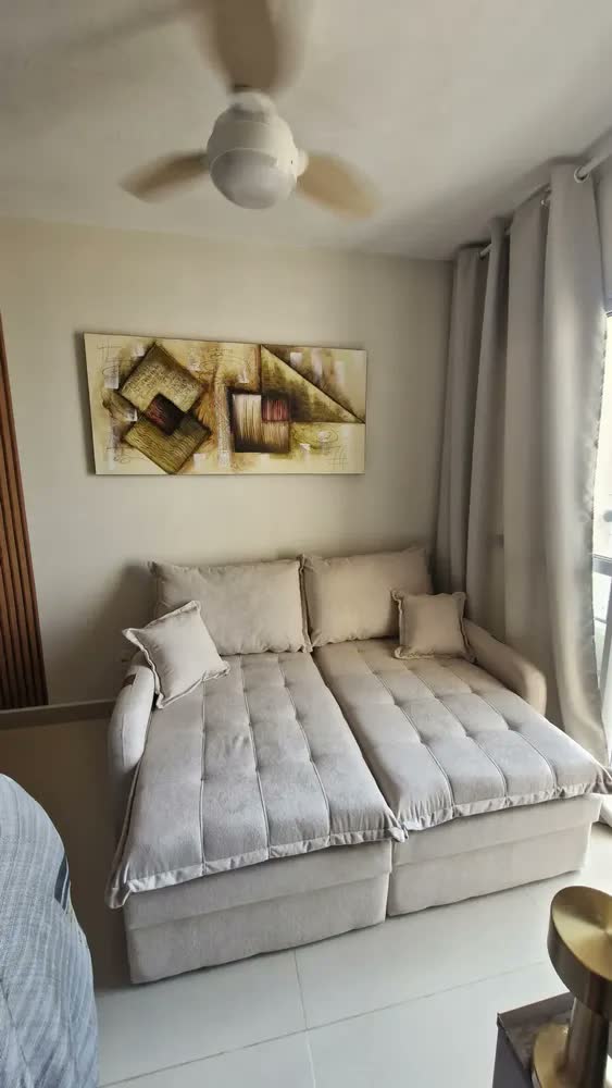 foto de Sofá Sem Caixa Retrátil 1,80m Soft Bonnie Boucle Cama Inbox Cor Bege Claro