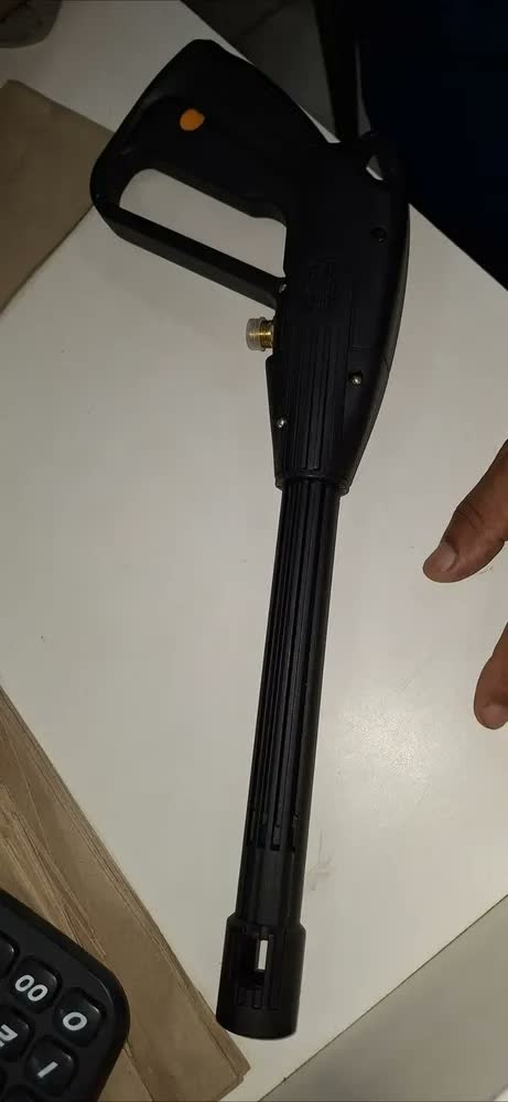 foto de Pistola Gatilho Lavadora Alta Pressão Lavor Cor Preto