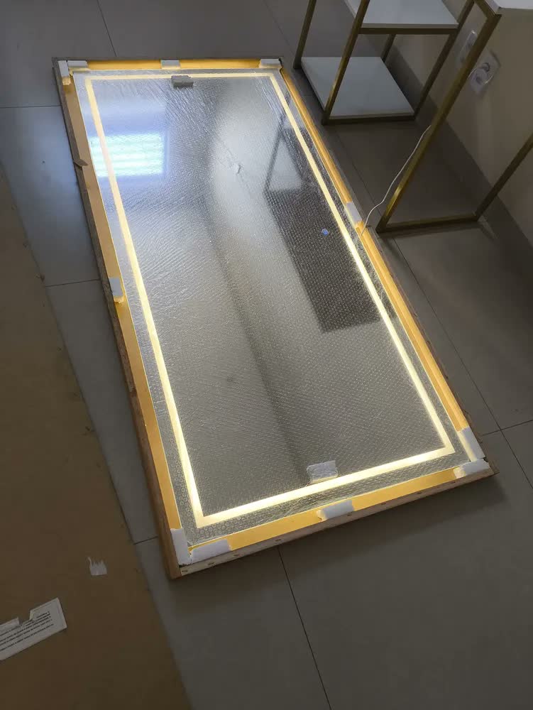 foto de Espelho Led Camarim Penteadeira 170x80 Touch Screen
