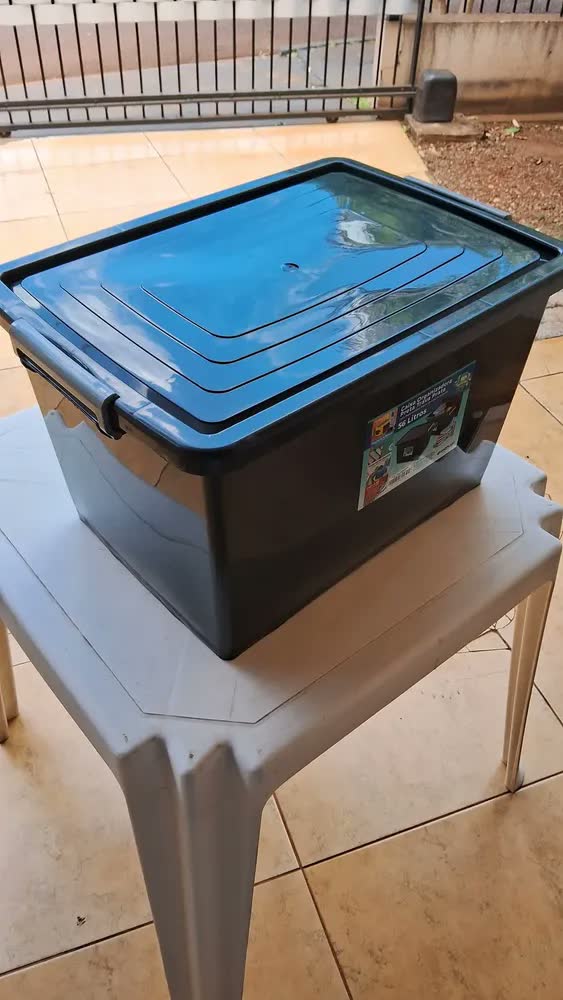 foto de Kit Com 10 Caixas Organizadoras Com Tampa E Trava 56 Litros Grande Resistente Com Brinde 123 Organizei