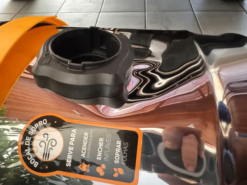 foto de Aspirador de Pó e Água WAO GTW Inox 70i 2800W com Dois Motores e Autolimpeza 70 Litros