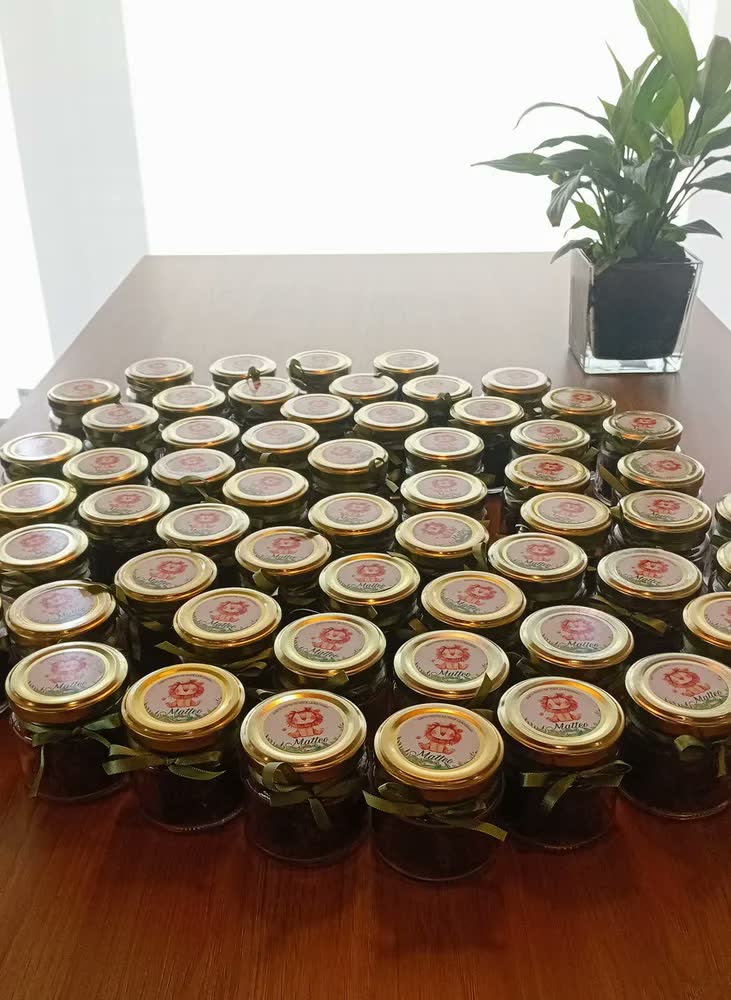 foto de Kit 24 Potes Vidro Herméticos 150ml Nadir Figueiredo Tampa Dourada
