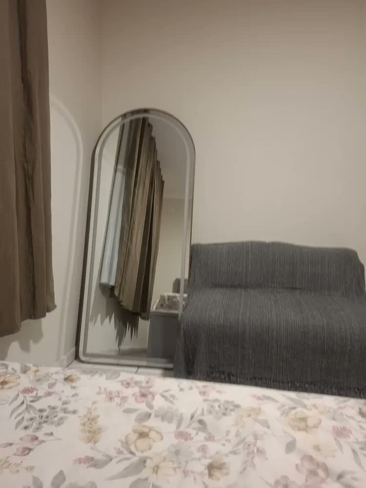 foto de Espelho Corpo Inteiro Moldura Led Quarto Loja 170x70 Grande Moldura Dourado