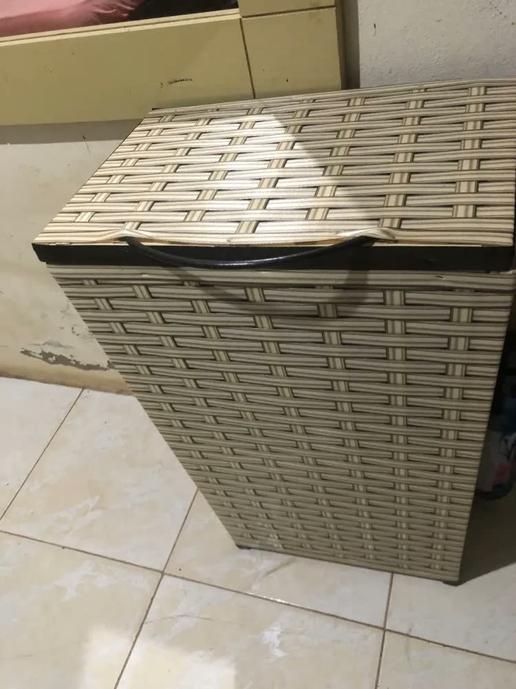 foto de Cesto De Roupa Suja Grande Tamanho Familia Lavanderia C/alça