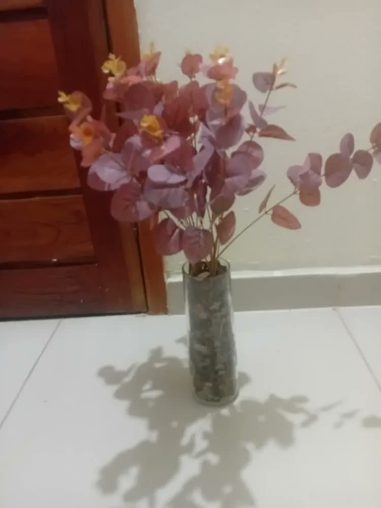 foto de Arranjos Artificiais Planta Artificial Sala Vaso Mesa Jantar Cor Flor Marsala