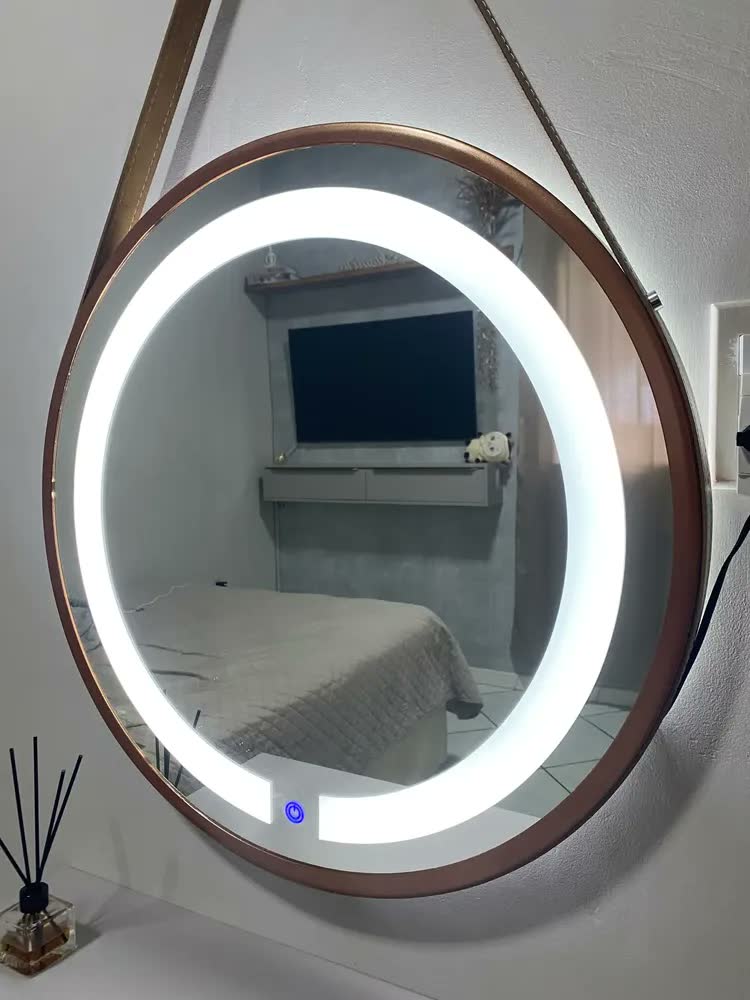 foto de Espelho Redondo Adnet Iluminado 2 Leds Touch Com Alça 60cm Moldura Marrom Com Alça Caramelo 2 Leds