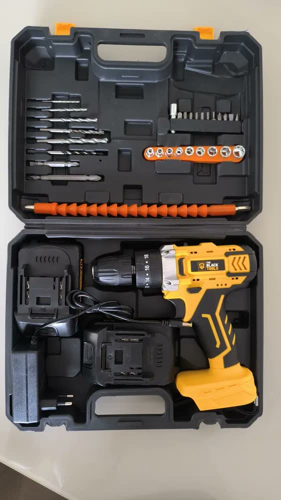 foto de Furadeira E Parafusadeira De Impacto 2 Baterias 2000mah 21v 3/8 Tb-21pkx The Black Tools Com Maleta E Acessorios