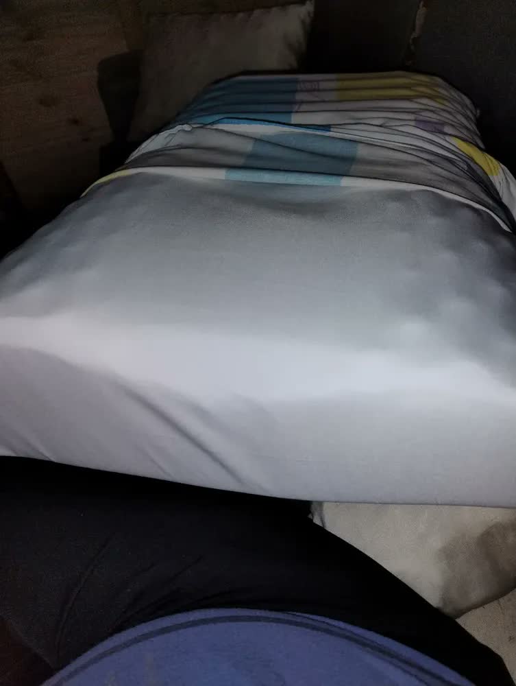 foto de Travesseiro Cervical Magnético Infravermelho - Alívio Rápido Cor Branco