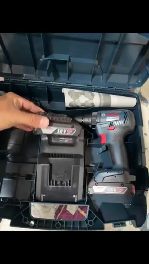 foto de Parafusadeira E Furadeira De Impacto 18v Gsb 18v-50 Com 2 Ba