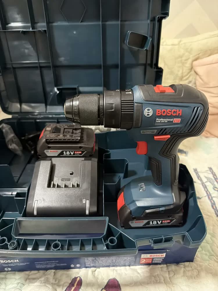 foto de Parafusadeira E Furadeira De Impacto 18v Gsb 18v-50 Com 2 Ba