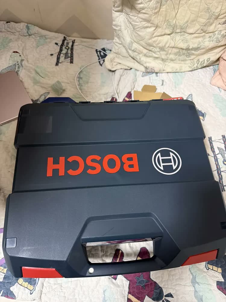 foto de Parafusadeira E Furadeira De Impacto 18v Gsb 18v-50 Com 2 Ba